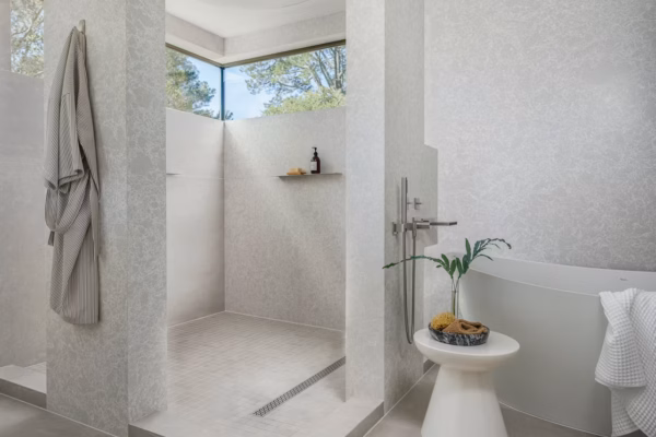 big-sur-mist-bathroom-stark-002-22